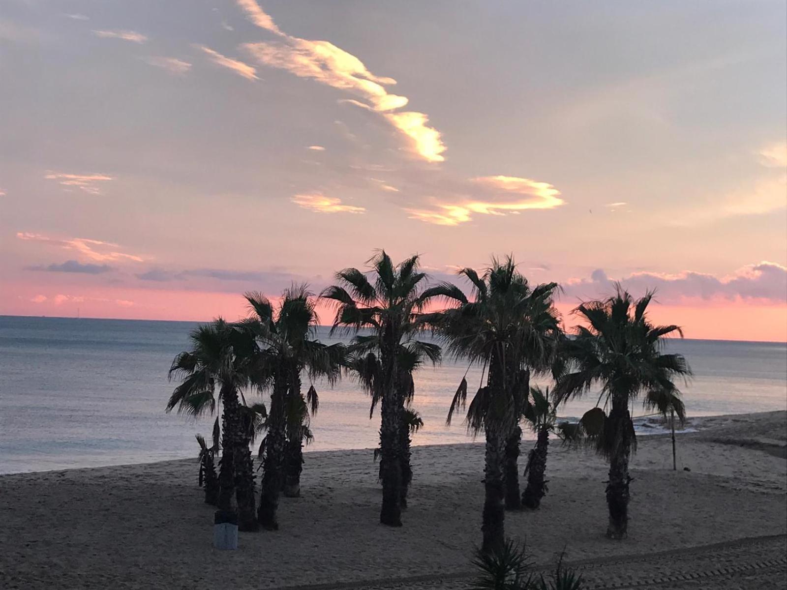 Encantador Apto En La Playa Комарруга Экстерьер фото